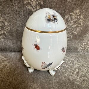 LIMOGES EBELING & REUSS INSECT GARDEN THEME WHITE PORCELAIN LIDDED JAR, Gold Tri